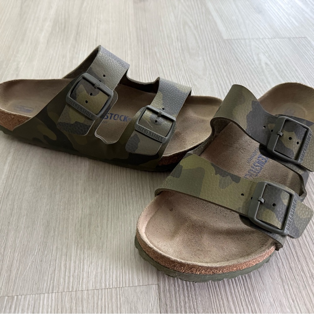 Birkenstock Arizona Camo Two-Strap Sandals - Green Camo